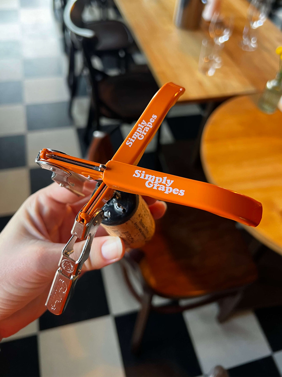 Wine opener