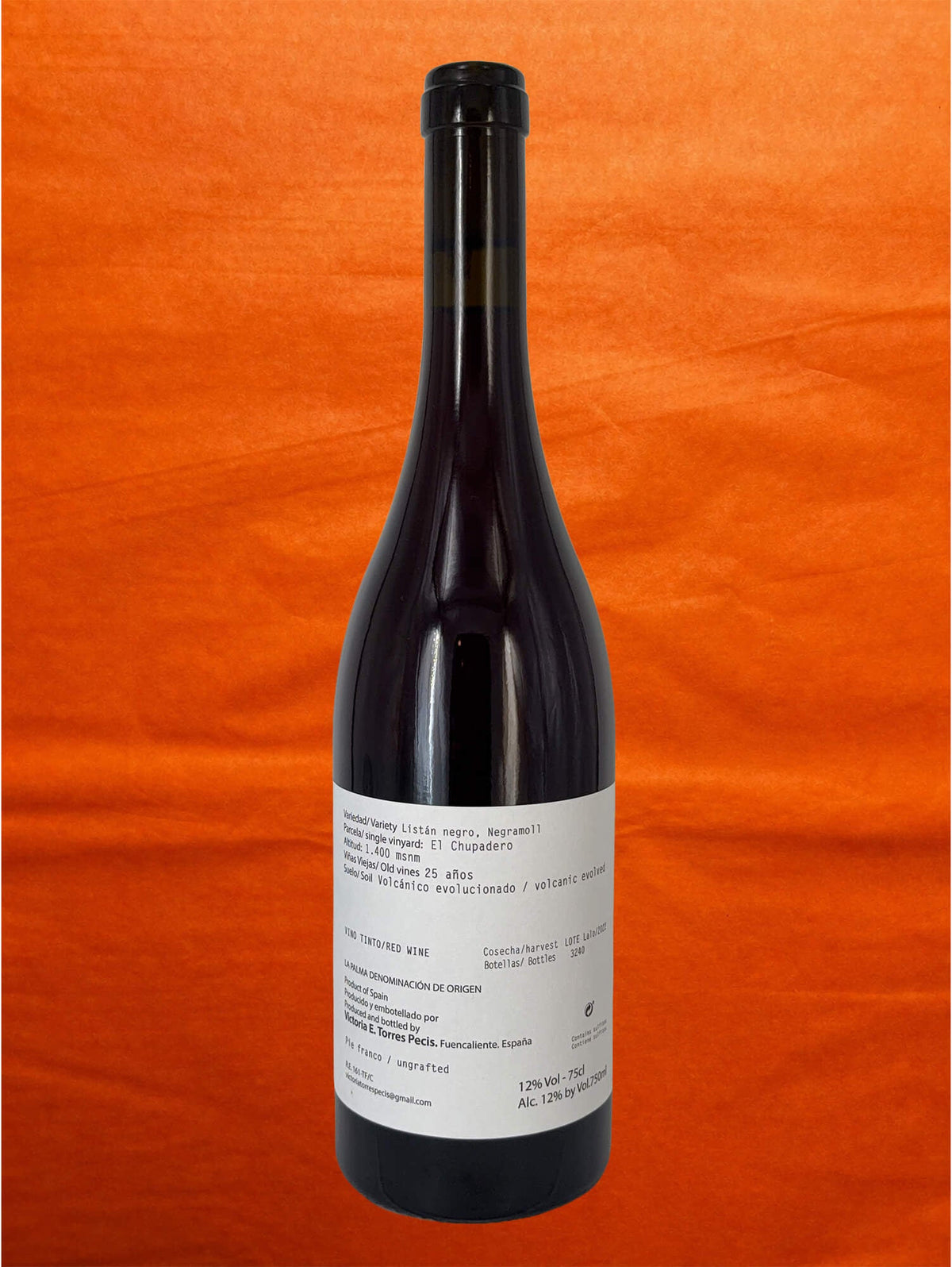 Victoria Torres Pecis 2022 Lalo back label